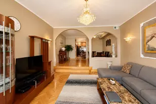 822 Dean Ave, Bronx, NY 10465 - Photo 8