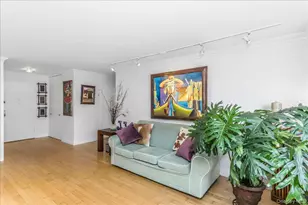 3965 52nd St, Woodside, NY 11377 - Photo 10