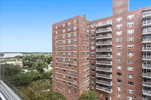 3965 52nd St, Woodside, NY 11377 - Photo 24