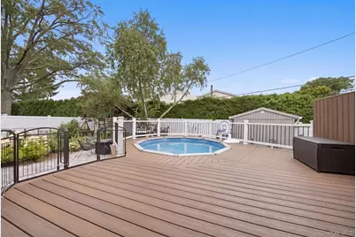 826 Beckman Drive, North Bellmore, NY 11710 - Photo 28