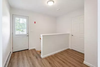 899 Hawkins Avenue, Lake Grove, NY 11755 - Photo 26