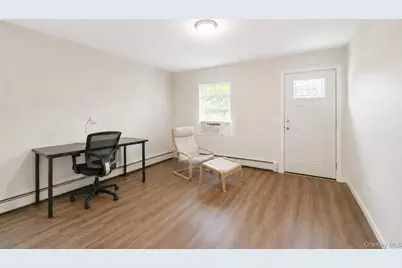 899 Hawkins Avenue, Lake Grove, NY 11755 - Photo 28