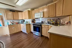 20 W Oxford St, Valley Stream, NY 11580 - Photo 12