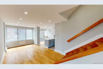 67-39 Clyde Street #E, Forest Hills, NY 11375 - Photo 4