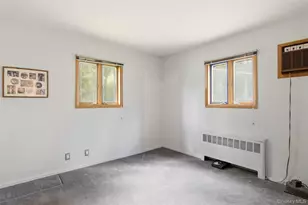 15 Beacon Dr, Port Washington, NY 11050 - Photo 24