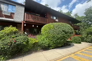 60 Coachlight Square, Montrose, NY 10548 - Photo 6