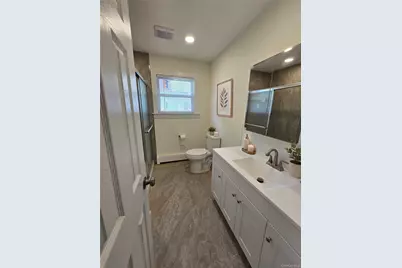 90 Blue Point Road, Selden, NY 11784 - Photo 10