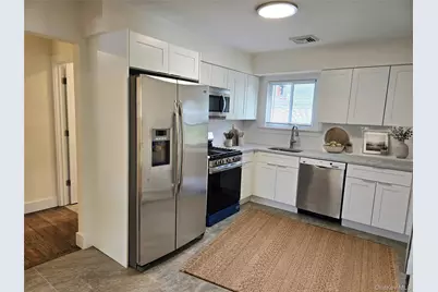 90 Blue Point Road, Selden, NY 11784 - Photo 8