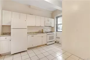 411 Bronx River Rd, Yonkers, NY 10704 - Photo 6