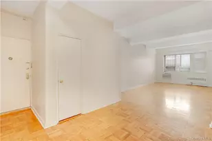 411 Bronx River Rd, Yonkers, NY 10704 - Photo 2