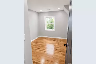 34 Frazier Street, Hempstead, NY 11550 - Photo 14