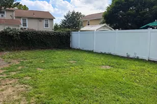 34 Frazier St, Hempstead, NY 11550 - Photo 20