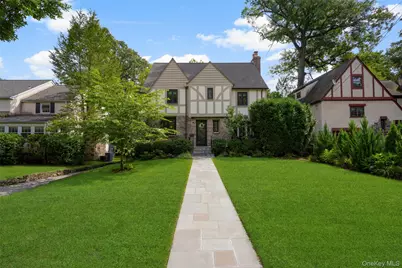 73 Woodlawn Avenue, New Rochelle, NY 10804 - Photo 2