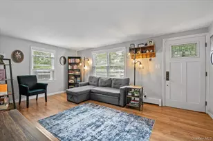 1347 Peters Blvd, Bay Shore, NY 11706 - Photo 4