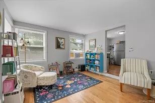 1347 Peters Blvd, Bay Shore, NY 11706 - Photo 14