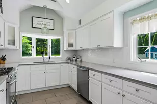 53 Beechwood Dr, Glen Head, NY 11545 - Photo 16