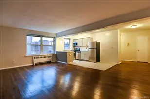 730 Pelham Rd, New Rochelle, NY 10805 - Photo 8