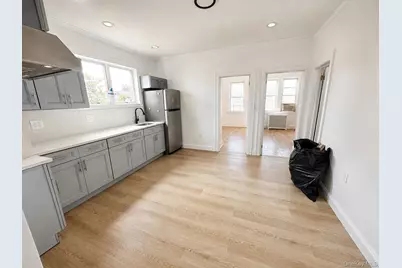 11120 14th Road, College Point, NY 11356 - Photo 10