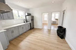 111-20 14th Rd, College Point, NY 11356 - Photo 10