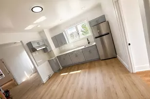 111-20 14th Rd, College Point, NY 11356 - Photo 8