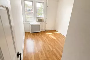 111-20 14th Rd, College Point, NY 11356 - Photo 4