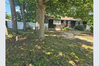 5 Gores Drive, Mastic, NY 11950 - Photo 2