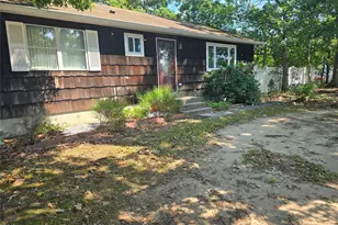 5 Gores Dr, Mastic, NY 11950 - Photo 4