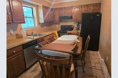 5 Gores Drive, Mastic, NY 11950 - Photo 8