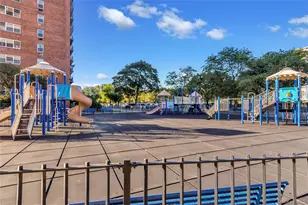 880 Boynton Ave, Bronx, NY 10473 - Photo 36