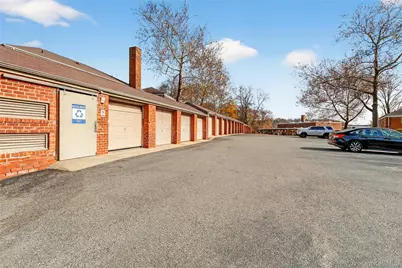 52 Lawrence Drive #D, White Plains, NY 10603 - Photo 32