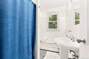27 S Ketcham Ave, Amityville, NY 11701 - Photo 12