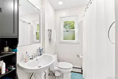 27 S Ketcham Avenue, Amityville, NY 11701 - Photo 14