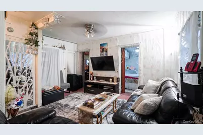 10640 Sutphin Boulevard, Jamaica, NY 11435 - Photo 6