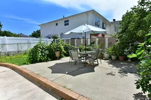 70 Grantwood Ave, New York, NY 10312 - Photo 18