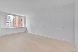 220 E 65th St, New York, NY 10065 - Photo 6
