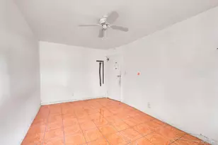 30-33 72nd St, East Elmhurst, NY 11370 - Photo 20