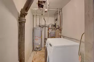 30-33 72nd St, East Elmhurst, NY 11370 - Photo 24