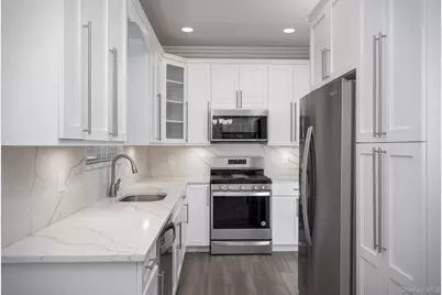 37 Oak Ridge Circle #37, Ridge, NY 11961 - Photo 2