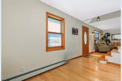 109 Henrietta Avenue, Oceanside, NY 11572 - Photo 10