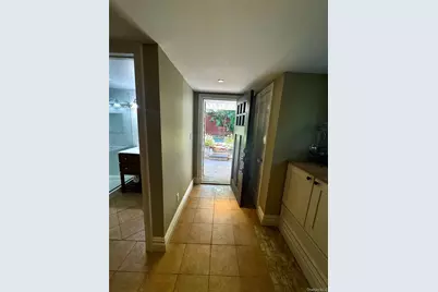 675 King Avenue, Bronx, NY 10464 - Photo 22