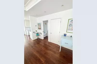 675 King Avenue, Bronx, NY 10464 - Photo 8