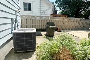 675 King Ave, Bronx, NY 10464 - Photo 24