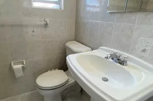 73-23 255th St, Glen Oaks, NY 11004 - Photo 12