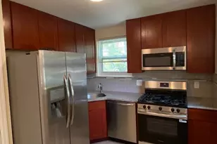 73-23 255th St, Glen Oaks, NY 11004 - Photo 6