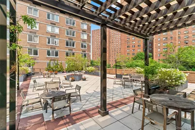 345 E 93rd Street #13G, New York, NY 10128 - Photo 22