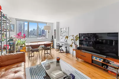 345 E 93rd Street #13G, New York, NY 10128 - Photo 2