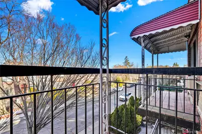 67-07 Selfridge Street #3rd Floor, Forest Hills, NY 11375 - Photo 10