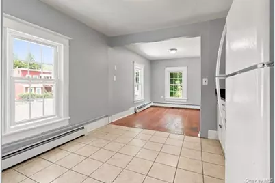 9 Arlington Place, Newburgh, NY 12550 - Photo 4