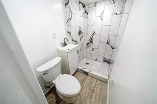 1010 E 230th St, Bronx, NY 10466 - Photo 30