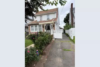 20905 Hollis Avenue, Queens Village, NY 11429 - Photo 2